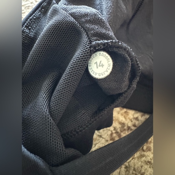 lululemon free to be serene bra black size 14 - Picture 5 of 5